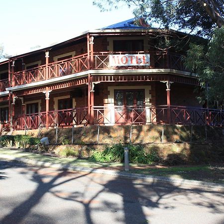 Heritage Country Motel Perth Kültér fotó