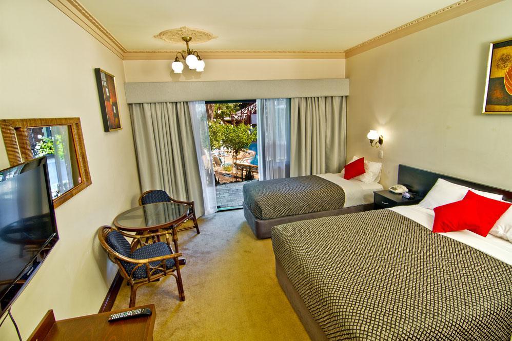 Heritage Country Motel Perth Kültér fotó