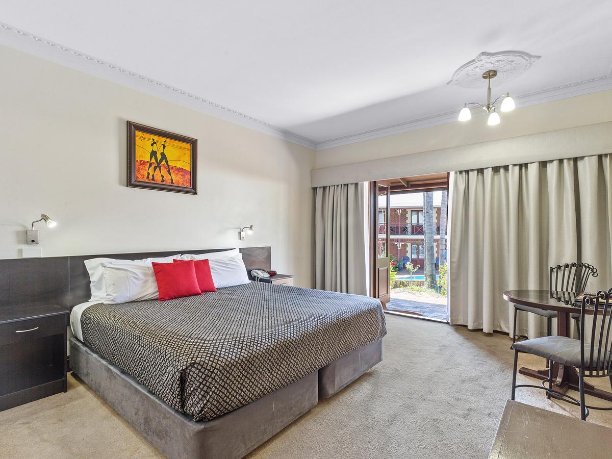 Heritage Country Motel Perth Kültér fotó