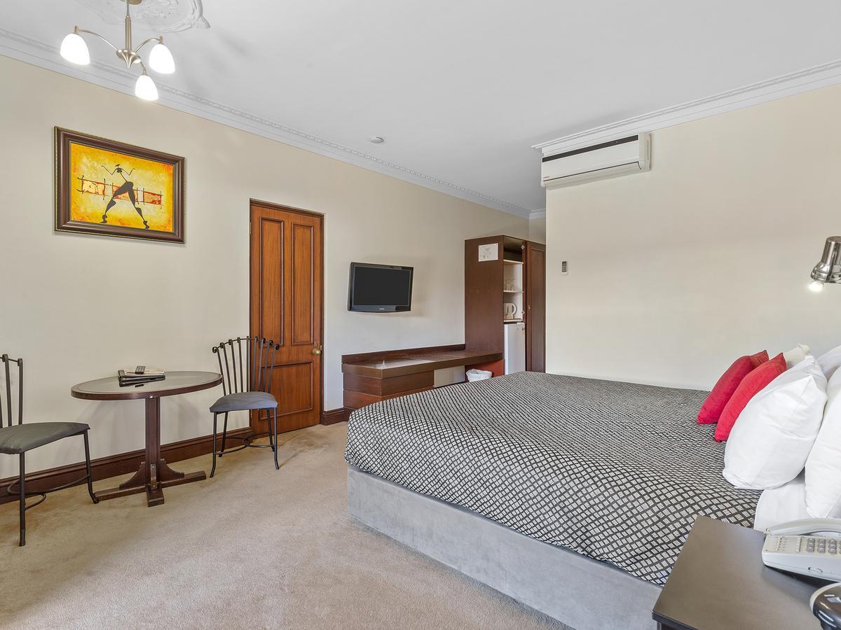 Heritage Country Motel Perth Kültér fotó